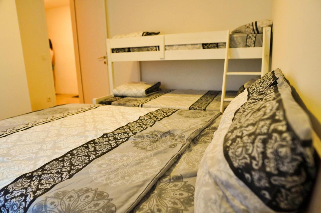 City Center Grand Apartment - Three-Bedroom, Free Parking Sarajevo Exterior foto
